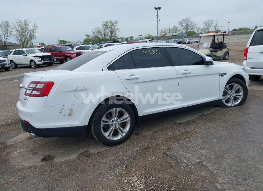 Photo 4 of 2017 Ford Taurus SEL (VIN 1FAHP2E86HG112643)