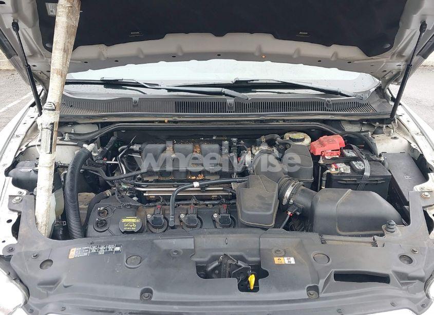 Photo 10 of 2013 Ford Taurus SEL (VIN 1FAHP2E87DG102584)