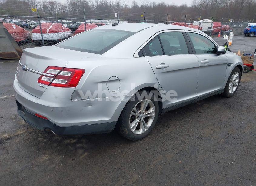 Photo 4 of 2013 Ford Taurus SEL (VIN 1FAHP2E87DG102584)