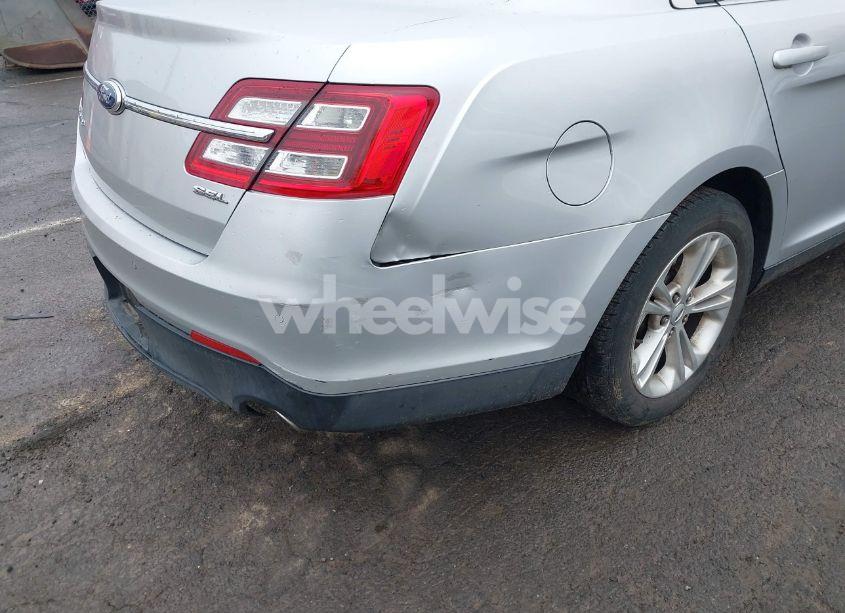 Photo 6 of 2013 Ford Taurus SEL (VIN 1FAHP2E87DG102584)