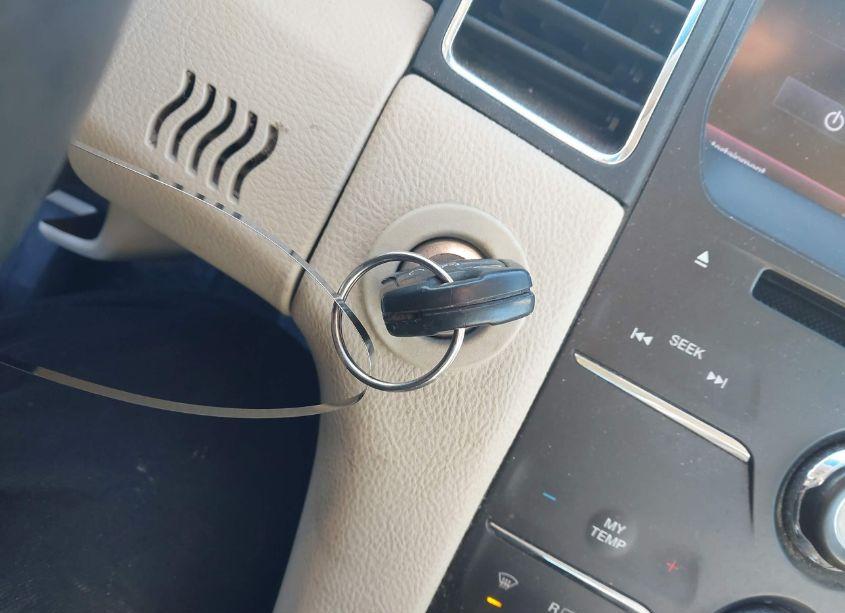 Photo 11 of 2013 Ford Taurus SEL (VIN 1FAHP2E87DG174627)