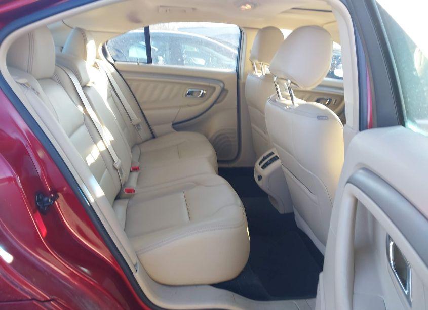 Photo 8 of 2013 Ford Taurus SEL (VIN 1FAHP2E87DG174627)