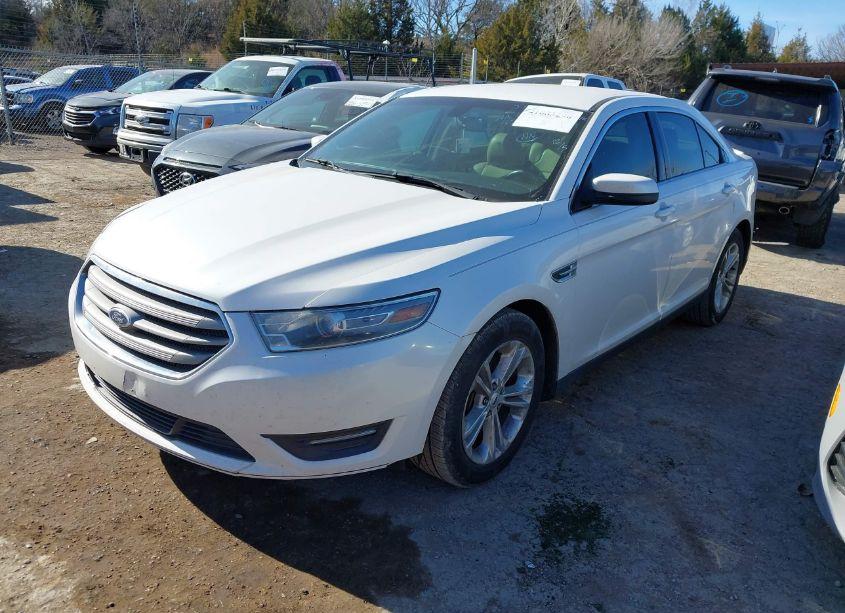 Photo 2 of 2013 Ford Taurus SEL (VIN 1FAHP2E87DG212065)