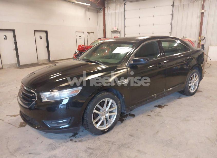 Photo 2 of 2013 Ford Taurus SEL (VIN 1FAHP2E87DG231490)