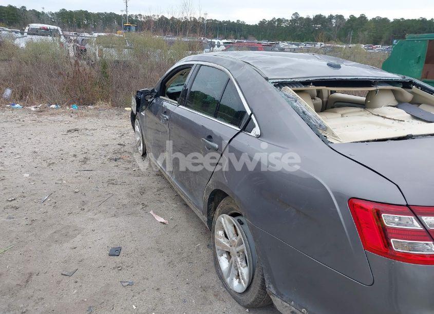 Photo 19 of 2014 Ford Taurus SEL (VIN 1FAHP2E87EG112811)