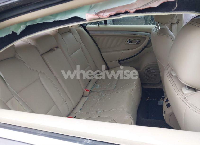 Photo 8 of 2014 Ford Taurus SEL (VIN 1FAHP2E87EG112811)