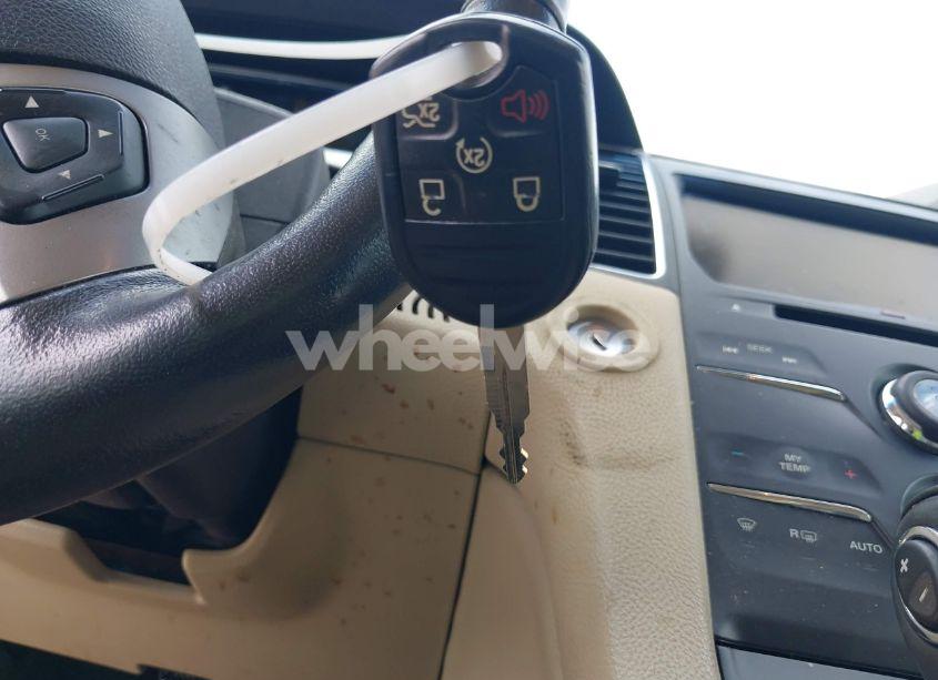 Photo 11 of 2014 Ford Taurus SEL (VIN 1FAHP2E87EG135991)