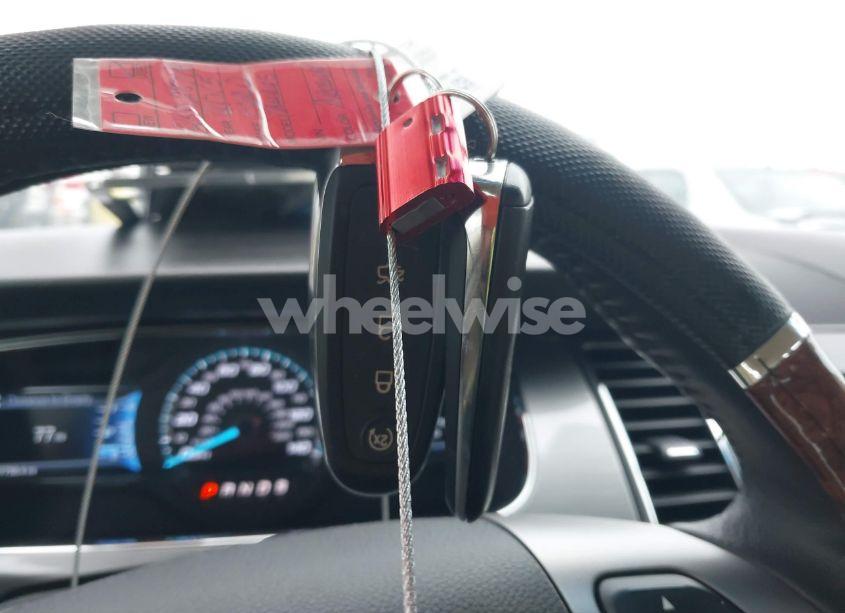 Photo 11 of 2015 Ford Taurus SEL (VIN 1FAHP2E87FG191883)