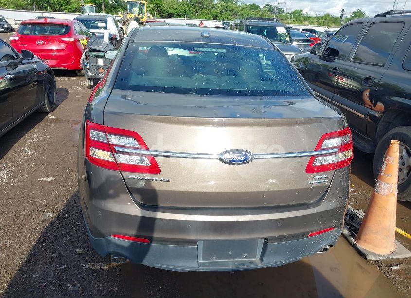 Photo 16 of 2015 Ford Taurus SEL (VIN 1FAHP2E87FG194170)