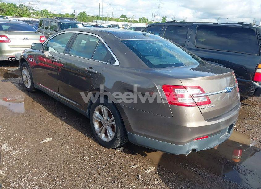 Photo 3 of 2015 Ford Taurus SEL (VIN 1FAHP2E87FG194170)