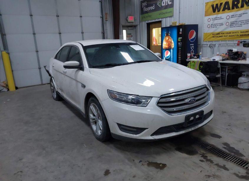 2016 Ford Taurus SEL (VIN 1FAHP2E87GG122001) main photo