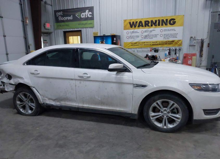 Photo 13 of 2016 Ford Taurus SEL (VIN 1FAHP2E87GG122001)