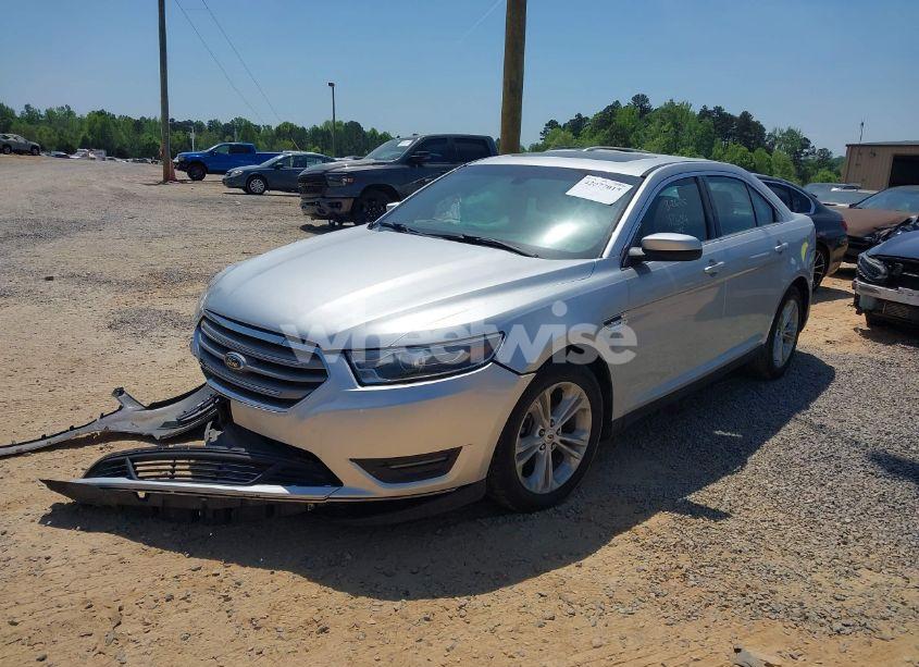 Photo 2 of 2017 Ford Taurus SEL (VIN 1FAHP2E87HG112604)
