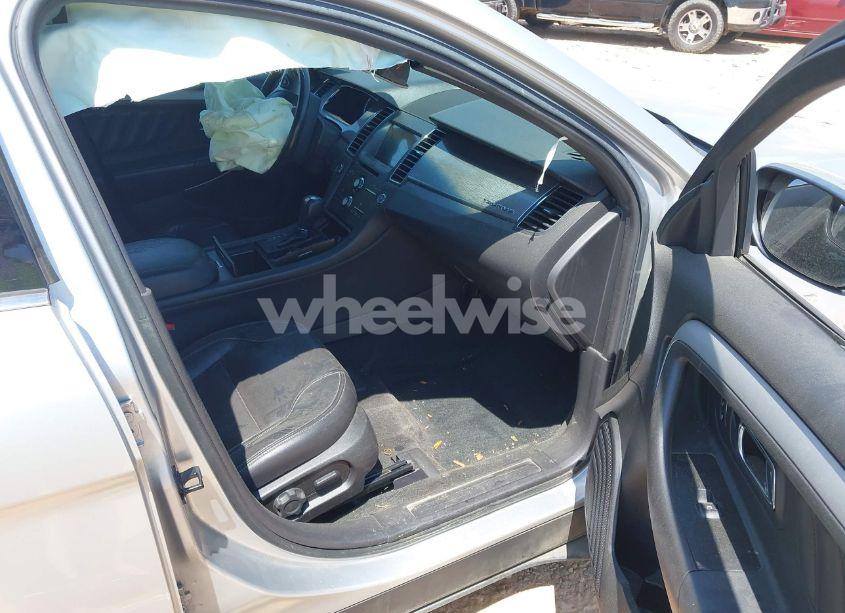 Photo 5 of 2017 Ford Taurus SEL (VIN 1FAHP2E87HG112604)