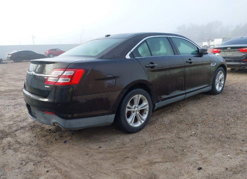 Photo 4 of 2013 Ford Taurus SEL (VIN 1FAHP2E88DG108992)
