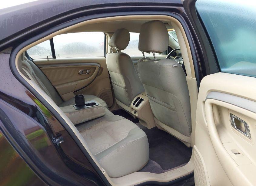 Photo 8 of 2013 Ford Taurus SEL (VIN 1FAHP2E88DG108992)