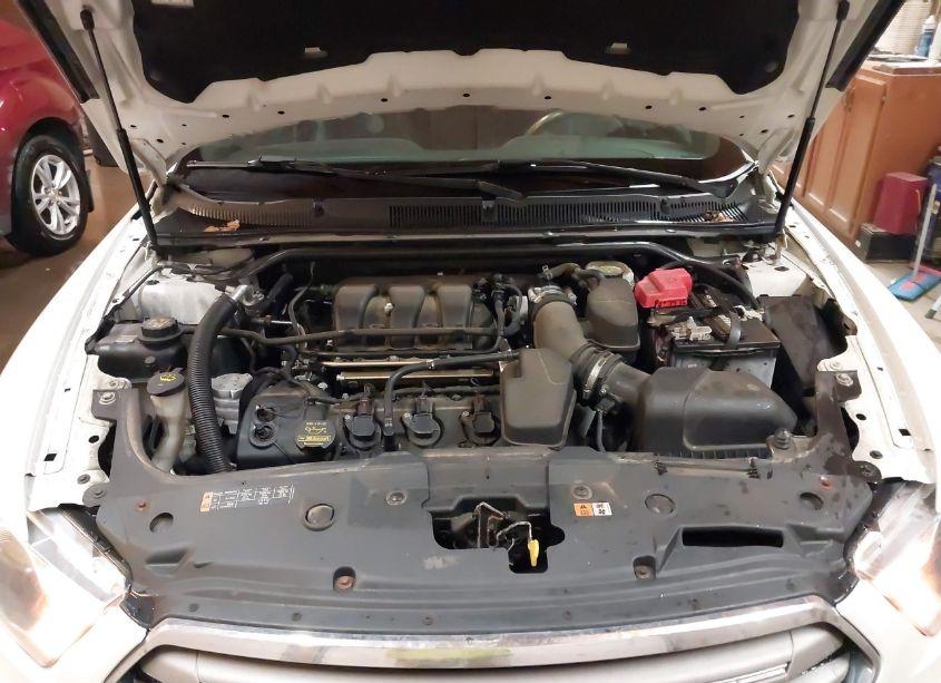 Photo 10 of 2013 Ford Taurus SEL (VIN 1FAHP2E88DG142334)