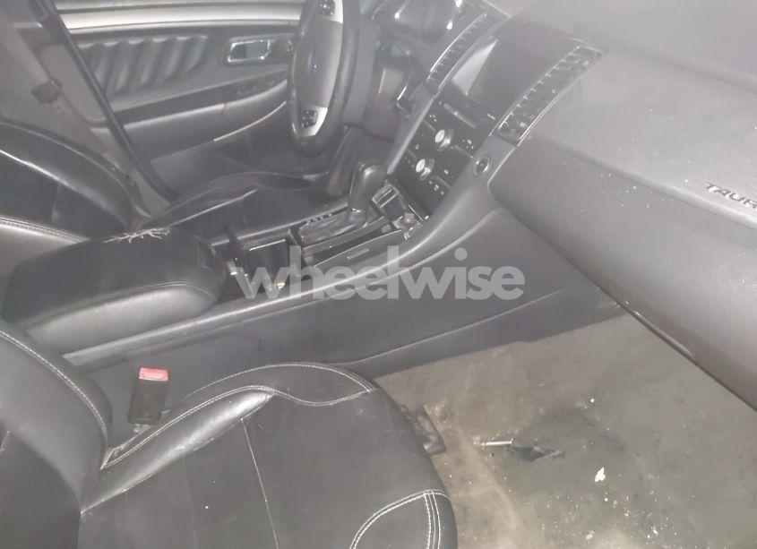 Photo 5 of 2013 Ford Taurus SEL (VIN 1FAHP2E88DG166942)