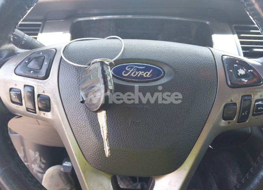 Photo 11 of 2013 Ford Taurus SEL (VIN 1FAHP2E88DG191808)