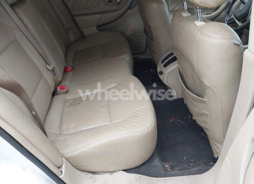 Photo 8 of 2014 Ford Taurus SEL (VIN 1FAHP2E88EG123557)