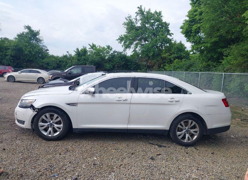 Photo 15 of 2014 Ford Taurus SEL (VIN 1FAHP2E88EG129018)
