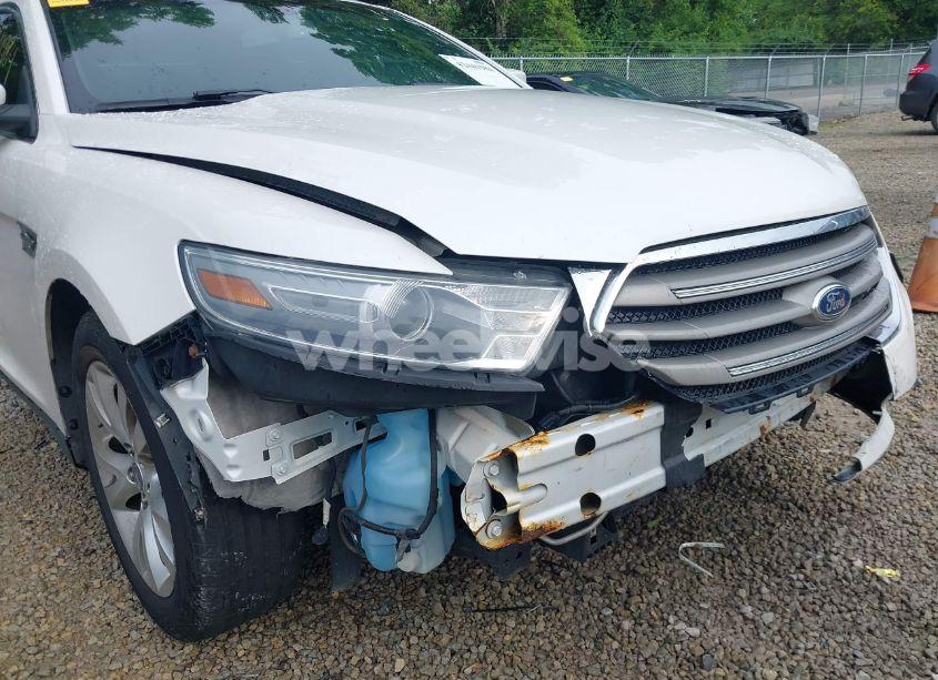 Photo 6 of 2014 Ford Taurus SEL (VIN 1FAHP2E88EG129018)