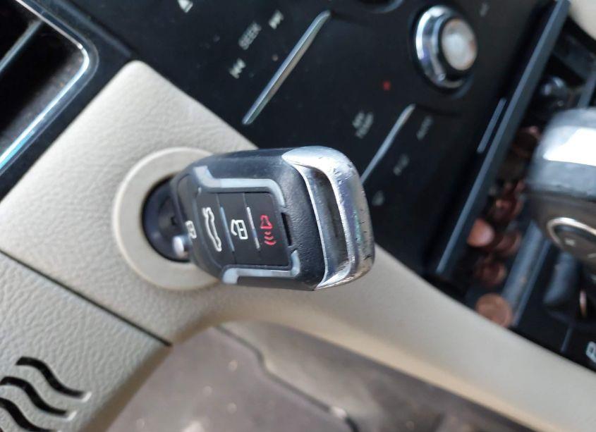 Photo 11 of 2014 Ford Taurus SEL (VIN 1FAHP2E88EG137605)