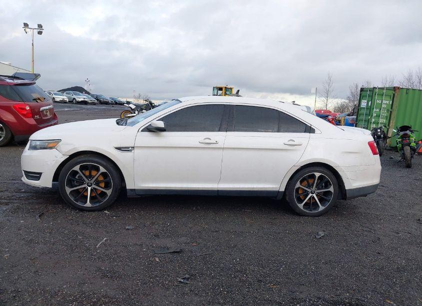 Photo 15 of 2014 Ford Taurus SEL (VIN 1FAHP2E88EG137605)