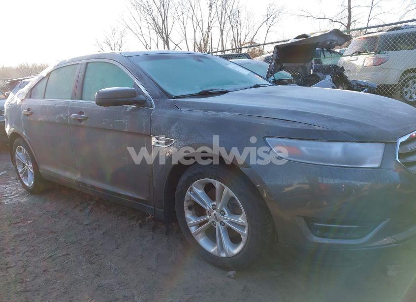 Photo 14 of 2015 Ford Taurus SEL (VIN 1FAHP2E88FG133197)