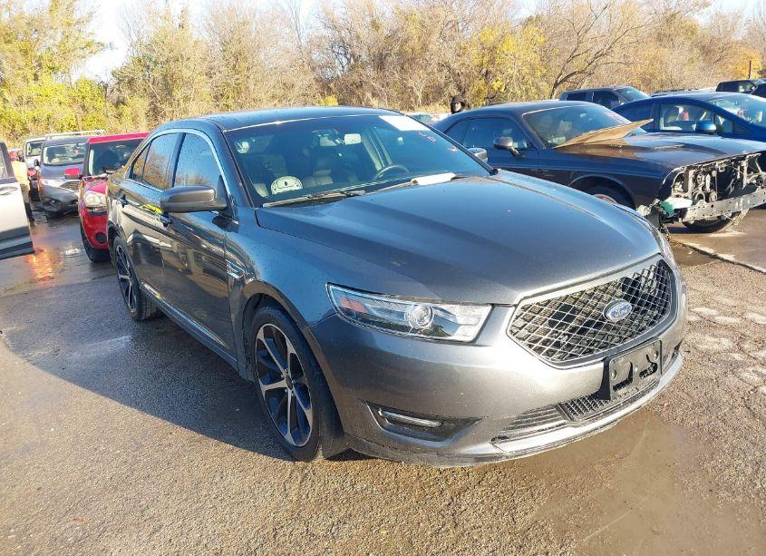 2015 Ford Taurus SEL (VIN 1FAHP2E88FG145723) main photo