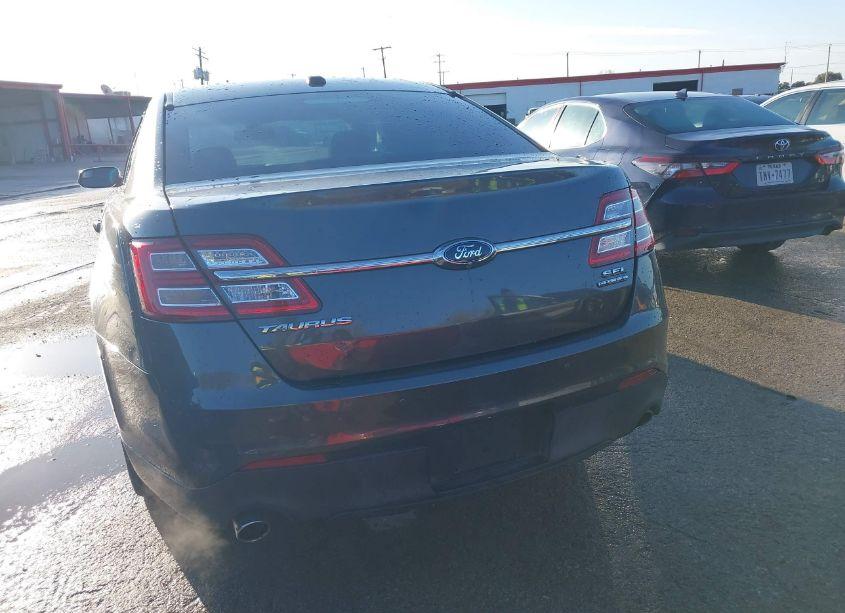 Photo 16 of 2015 Ford Taurus SEL (VIN 1FAHP2E88FG145723)