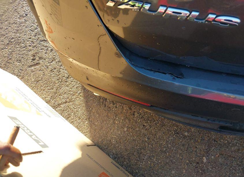 Photo 6 of 2015 Ford Taurus SEL (VIN 1FAHP2E88FG145723)