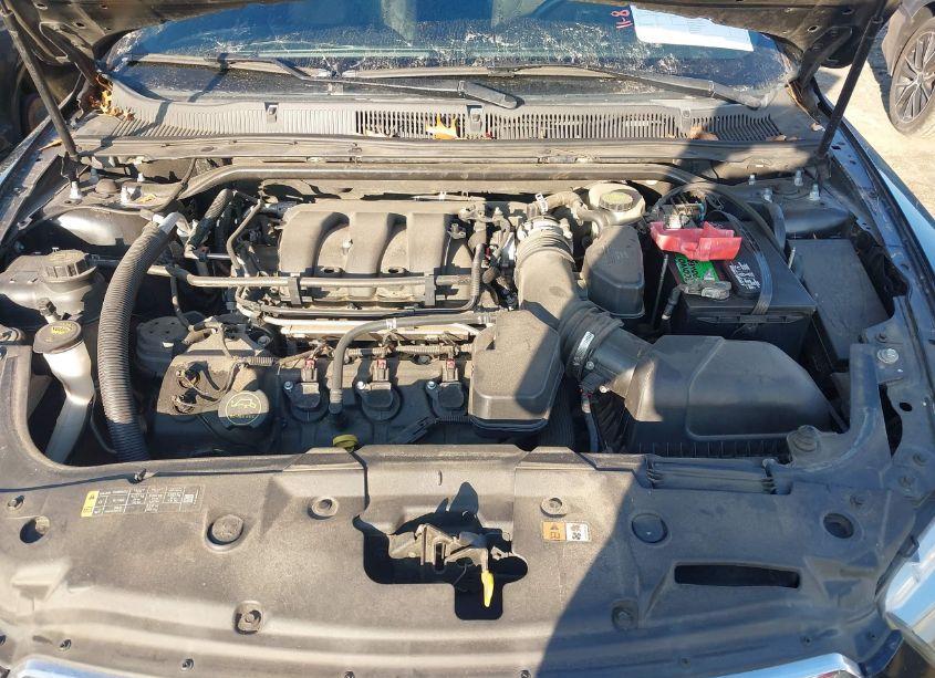 Photo 10 of 2015 Ford Taurus SEL (VIN 1FAHP2E88FG162411)
