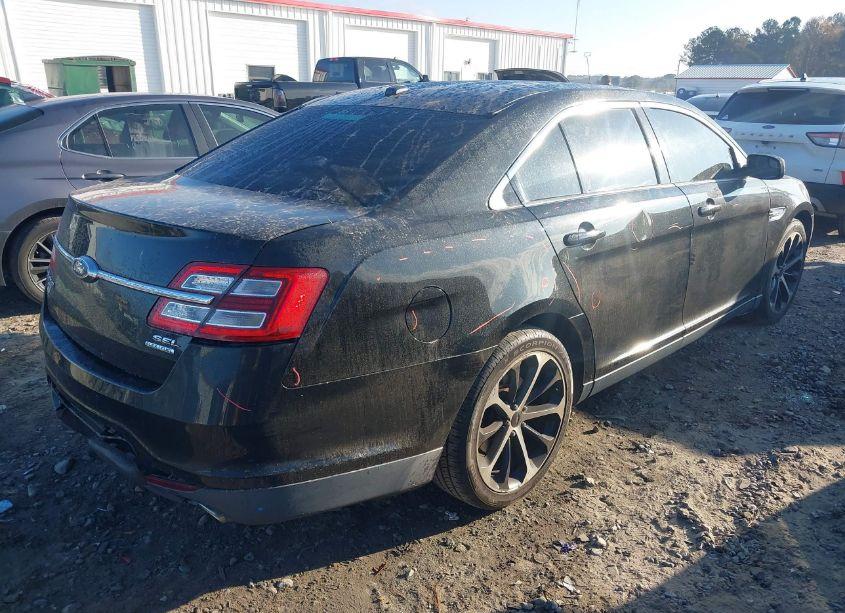 Photo 4 of 2015 Ford Taurus SEL (VIN 1FAHP2E88FG162411)