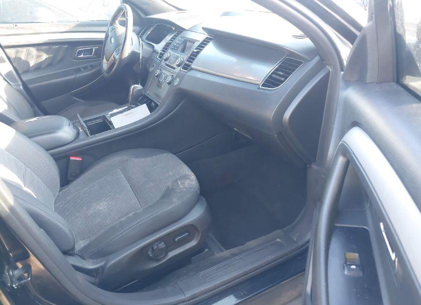 Photo 5 of 2015 Ford Taurus SEL (VIN 1FAHP2E88FG162411)