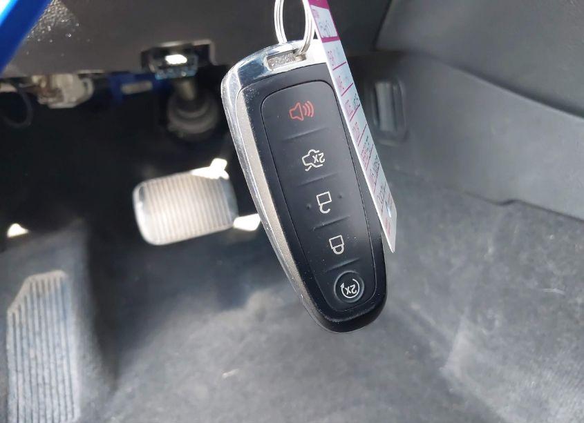 Photo 11 of 2015 Ford Taurus SEL (VIN 1FAHP2E88FG189978)