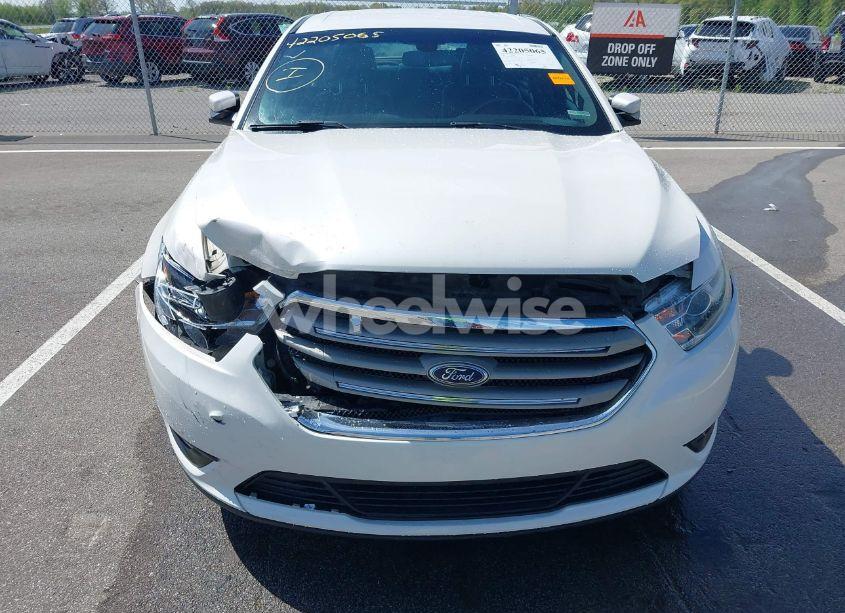 Photo 6 of 2016 Ford Taurus SEL (VIN 1FAHP2E88GG131659)