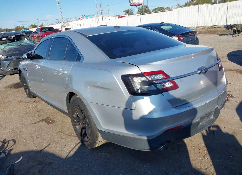 Photo 3 of 2016 Ford Taurus SEL (VIN 1FAHP2E88GG156836)
