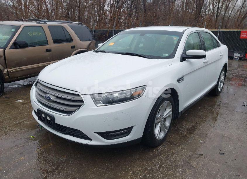 Photo 2 of 2017 Ford Taurus SEL (VIN 1FAHP2E88HG120128)