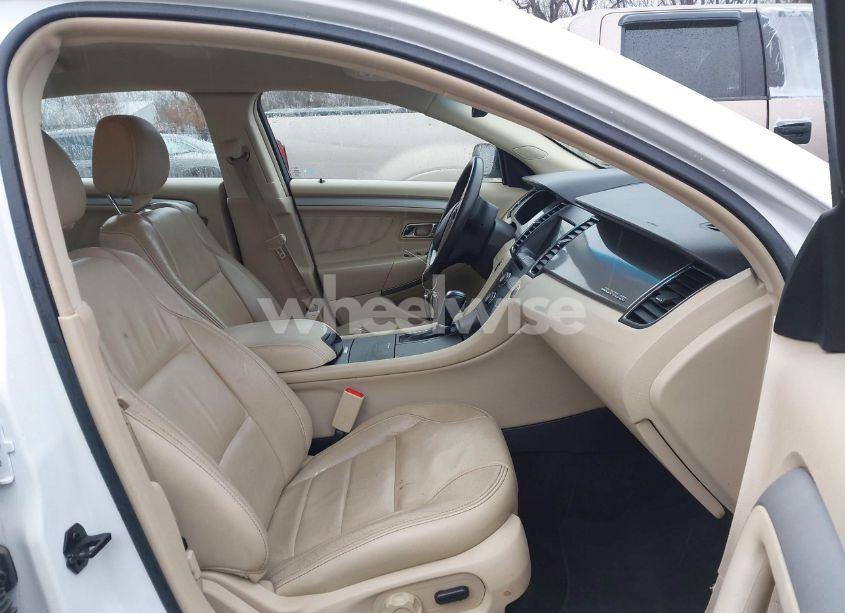 Photo 5 of 2017 Ford Taurus SEL (VIN 1FAHP2E88HG120128)