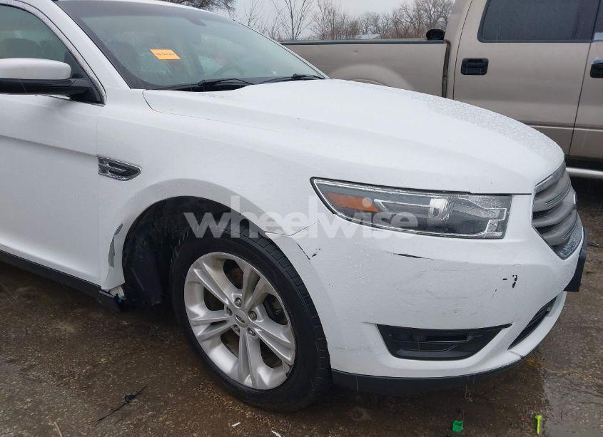 Photo 6 of 2017 Ford Taurus SEL (VIN 1FAHP2E88HG120128)