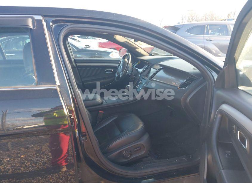 Photo 5 of 2013 Ford Taurus SEL (VIN 1FAHP2E89DG111562)