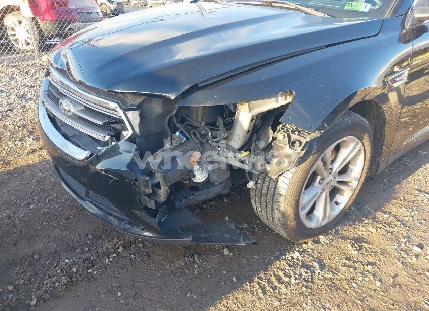 Photo 6 of 2013 Ford Taurus SEL (VIN 1FAHP2E89DG111562)