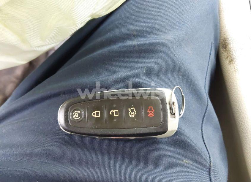 Photo 11 of 2013 Ford Taurus SEL (VIN 1FAHP2E89DG180218)