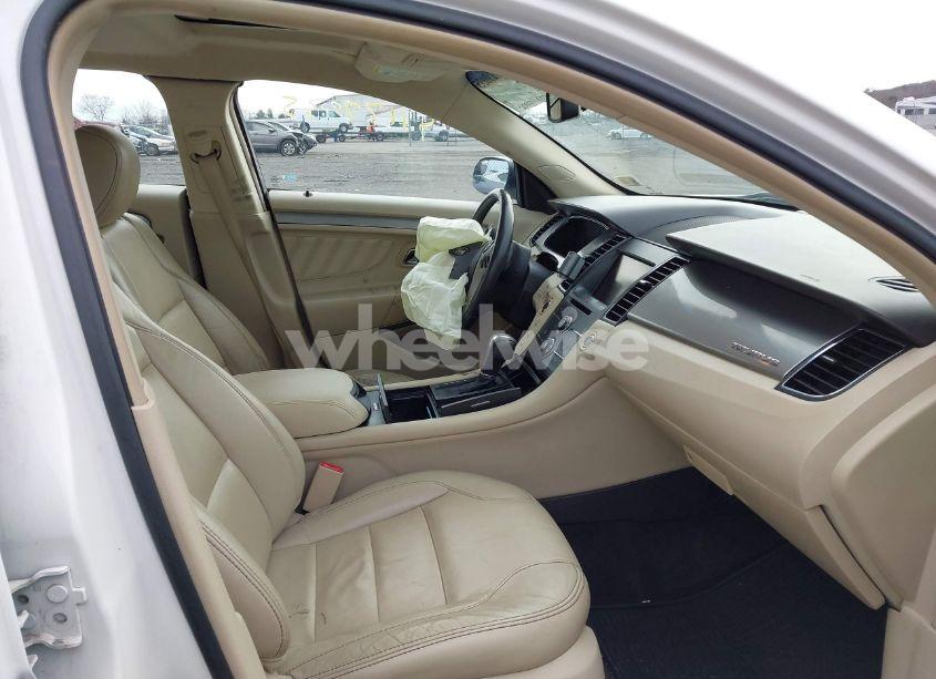 Photo 5 of 2013 Ford Taurus SEL (VIN 1FAHP2E89DG180218)