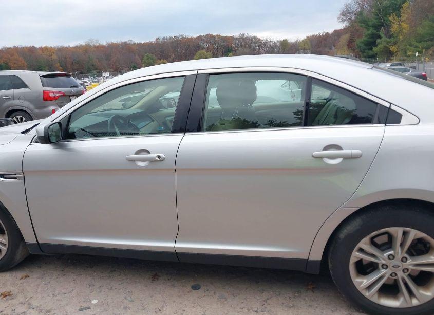 Photo 14 of 2013 Ford Taurus SEL (VIN 1FAHP2E89DG197732)