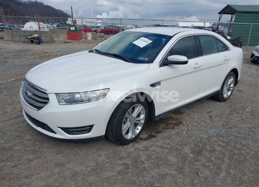 Photo 2 of 2013 Ford Taurus SEL (VIN 1FAHP2E89DG220121)