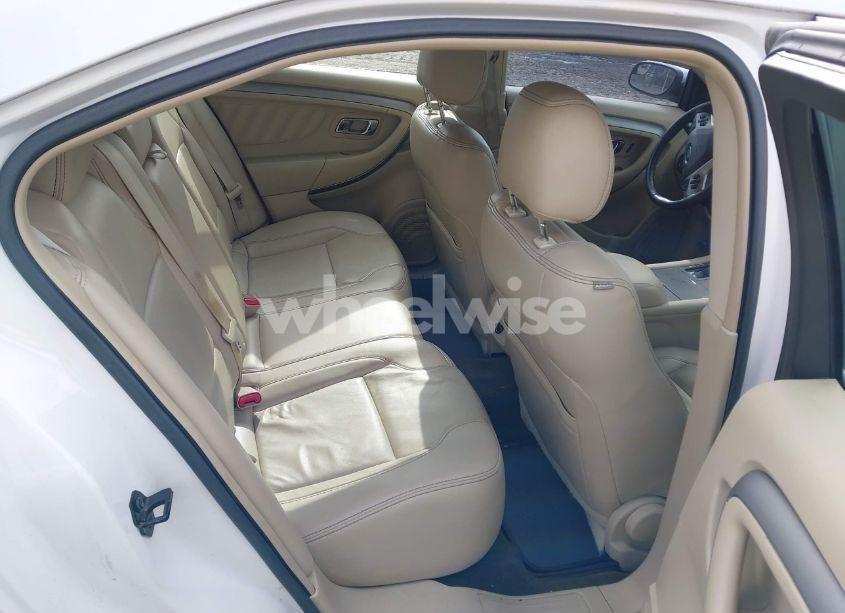 Photo 8 of 2013 Ford Taurus SEL (VIN 1FAHP2E89DG220121)