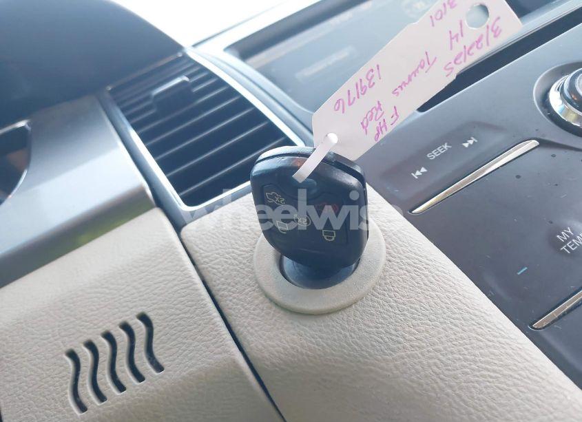 Photo 11 of 2014 Ford Taurus SEL (VIN 1FAHP2E89EG123101)