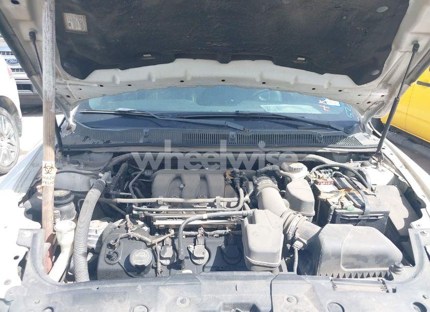 Photo 10 of 2014 Ford Taurus SEL (VIN 1FAHP2E89EG152999)